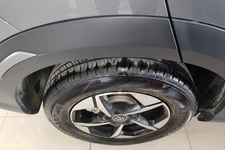 Used BYD Yuan UP 2025 Intelligent Driving Version 401 km Beyond-Range Edition