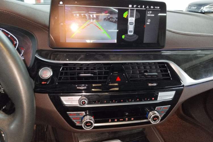 Used BMW 5 Series 2021 Updated Version 525Li Luxury Package
