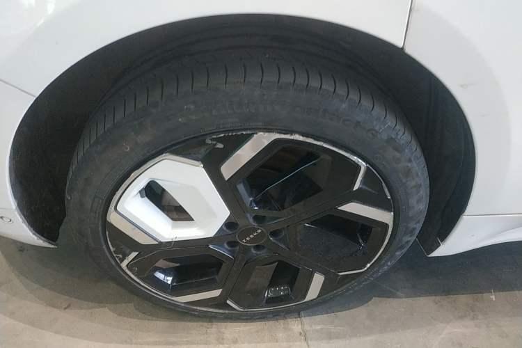 Used Zeekr 001 2022 Ultra-Long Range Dual-Motor YOU Version
