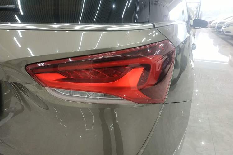 Used Buick GL6 2021 323T Mild Hybrid Connect Prestige Model
