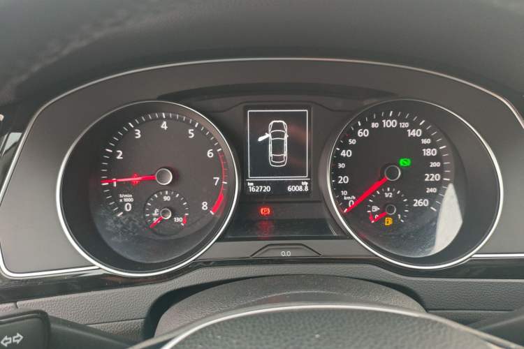 Used Volkswagen Magotan 2017 330TSI DSG Luxury Model
