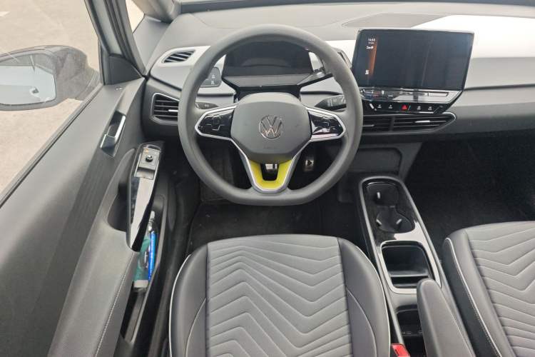 Used Volkswagen ID.3 2023 Pure Smart Edition

