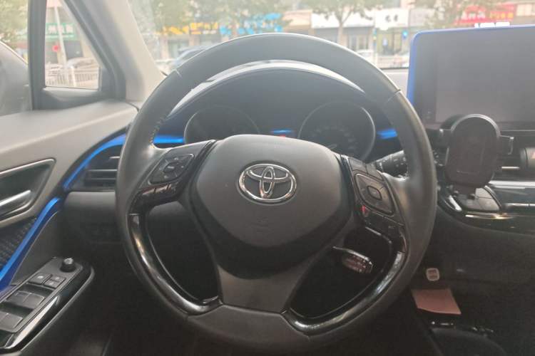 Used Toyota C-HR 2021 2.0L Luxury Edition

