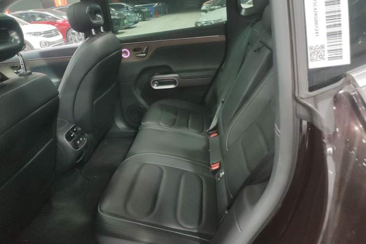 Used  #5 2024 Long-Range Journey Luxury Edition
