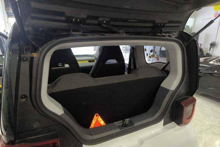 Used Chery QQ Ice Cream 2022 120km Conical Shape Lithium Iron Phosphate