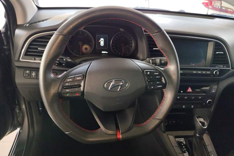 Used Hyundai Elantra 2018 1.4T Dual-Clutch Xuan Dong · Dynamic Edition
