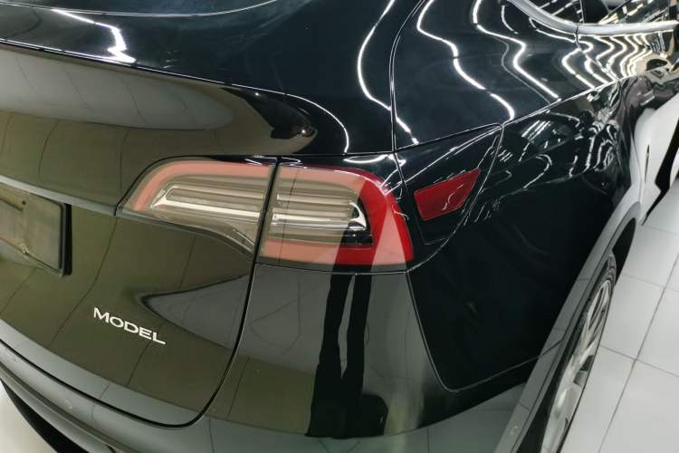 Used Tesla Model Y 2021 Standard Range Rear-Wheel Drive Version