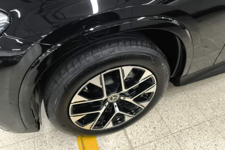 Used Mercedes-Benz GLC 2024 GLC 260 L 4MATIC Luxury Model 5 Seats