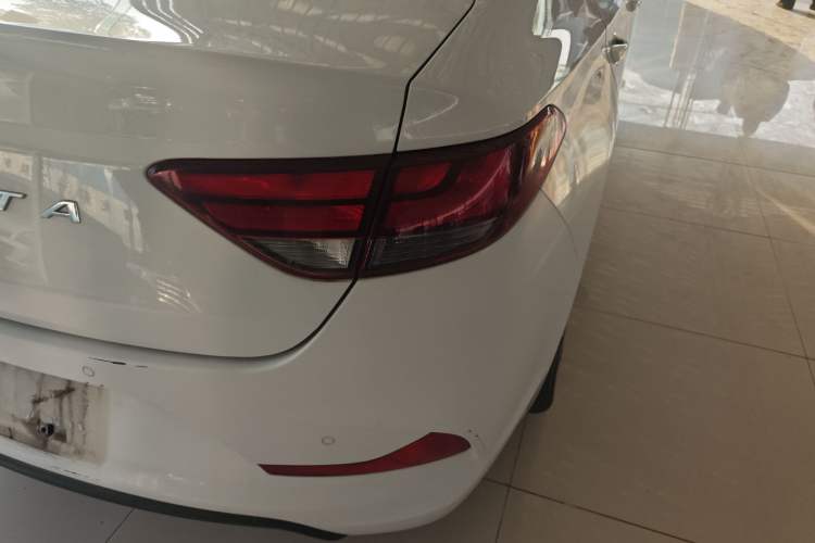 Used Hyundai Celesta 2018 1.6L Automatic GL Enjoyment Edition China VI compliant