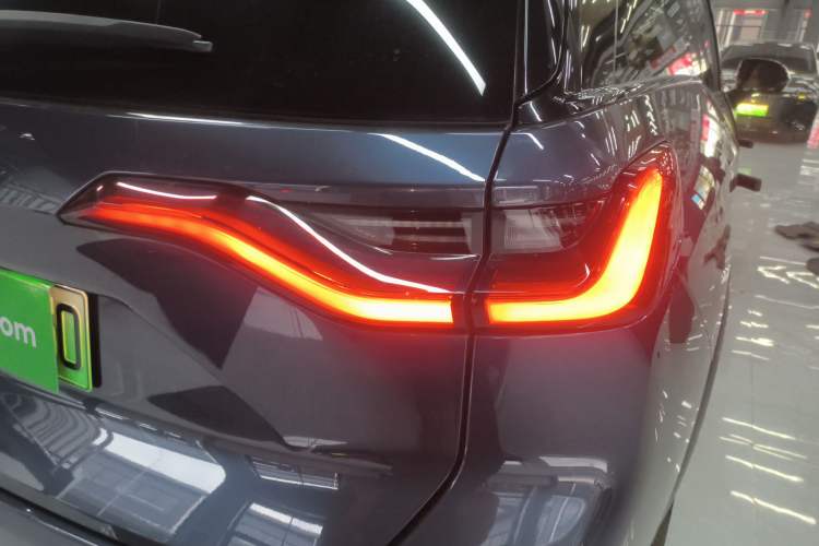 Used Nio ES8 2022 100 kWh Six-Seater Version
