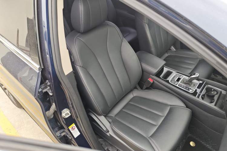 Used BYD Song MAX 2019 1.5T Automatic Smart Connect Ruiyi Sunroof Version 6 Seats China VI Standard
