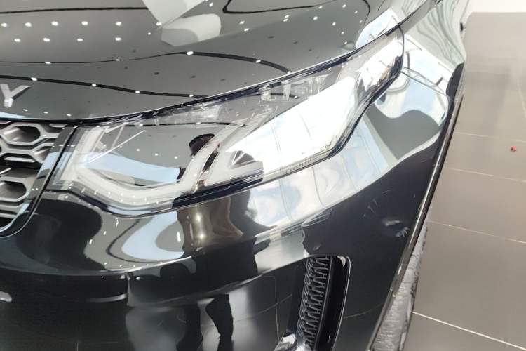 Used Land Rover Discovery Sport New Energy 2022 Facelifted P300e Plug-in Hybrid Electric Version
