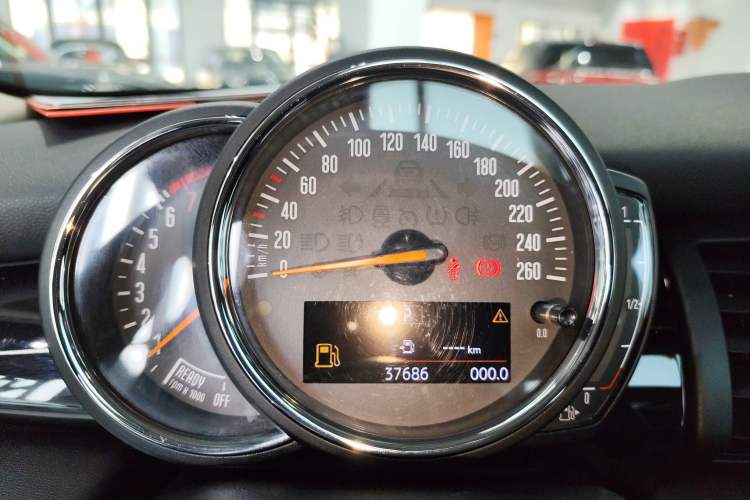 Used  MINI 2019 1.5T COOPER Classic Edition
