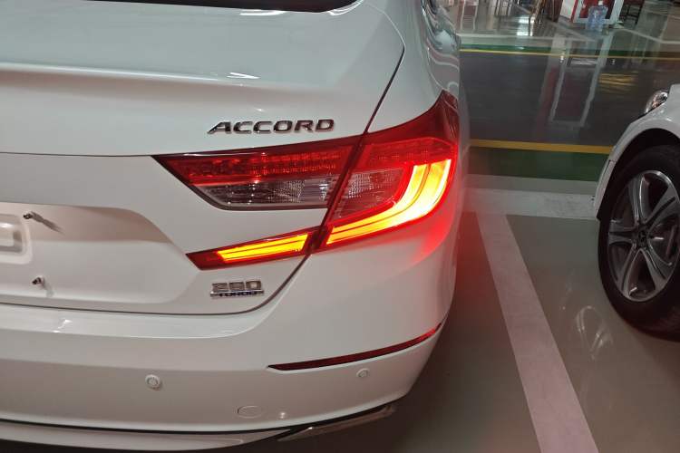 Used Honda Accord 2018 260TURBO Elite Edition China VI