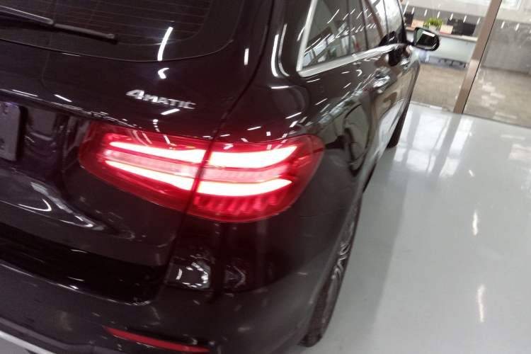 Used Mercedes-Benz GLC 2018 Facelifted GLC 260 4MATIC Dynamic Edition
