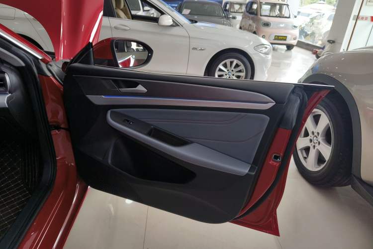 Used Volkswagen Lamando 2022 Lavida L 280TSI DSG Cool & Spicy Edition
