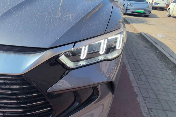 Used BYD Song Pro New Energy 2024 HONOR Edition DM-i 71KM Leading Model
