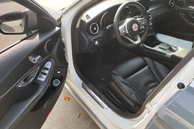 Used Mercedes-Benz C-Class 2020 Restyled C 200 L Fashion Edition Sport Version
