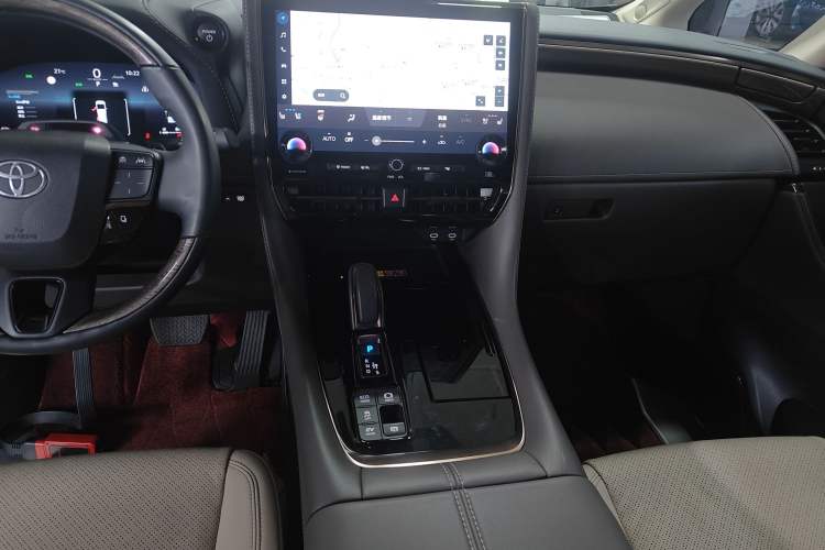 Used Toyota Alphard 2024 Dual-Engine 2.5L Deluxe Edition