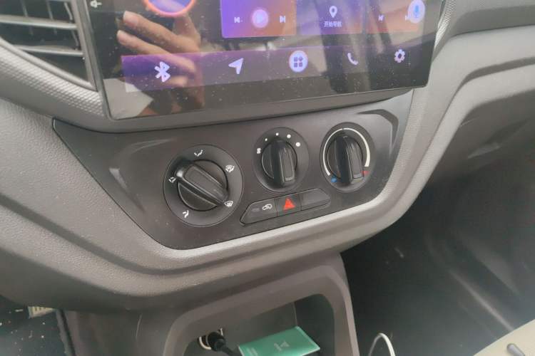 Used Wuling Hongguang V 2022 1.5L Jingqu Edition Electric-Assist LAR
