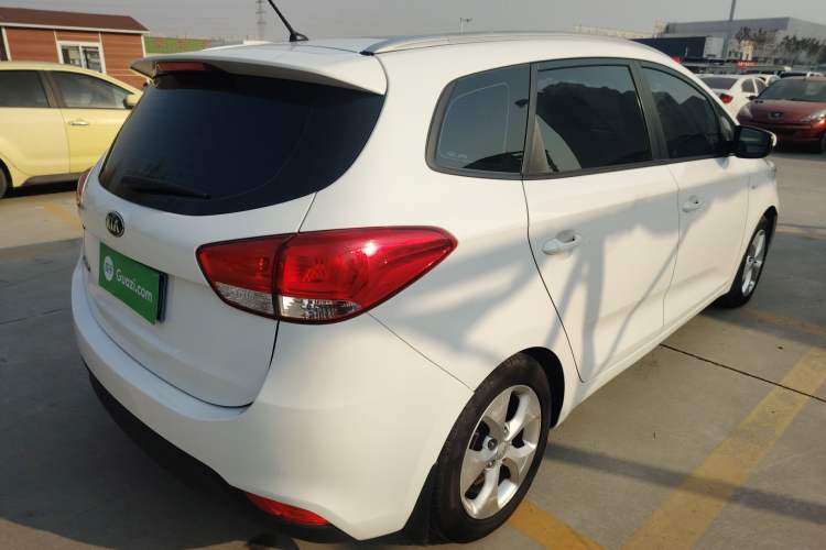 Used Kia Carens 2013 2.0L 5-Seater Automatic Standard Version China IV Standard