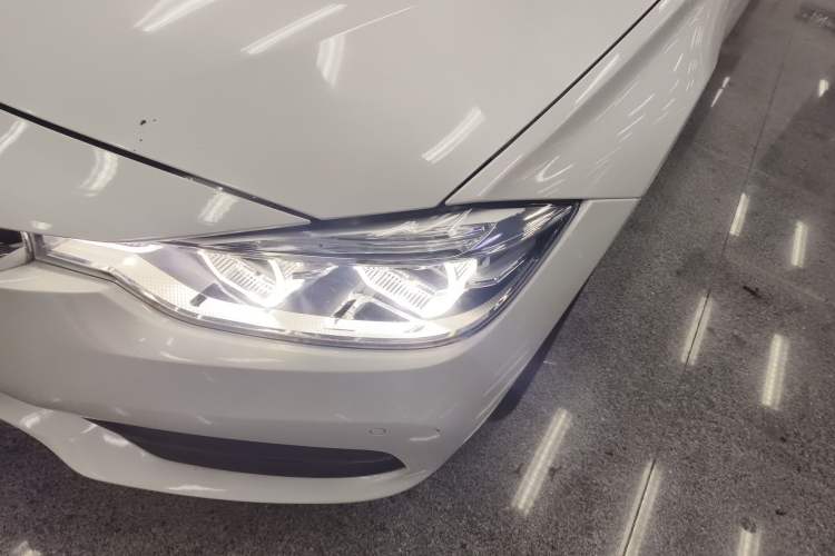 Used BMW 3 Series 2017 318i Fashion Model
