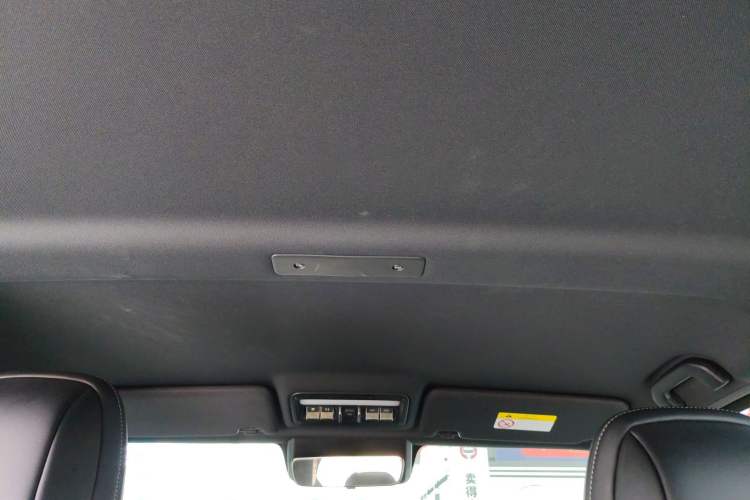 Used  V23 2025 501 Four-Wheel Drive Intelligent Driving Version