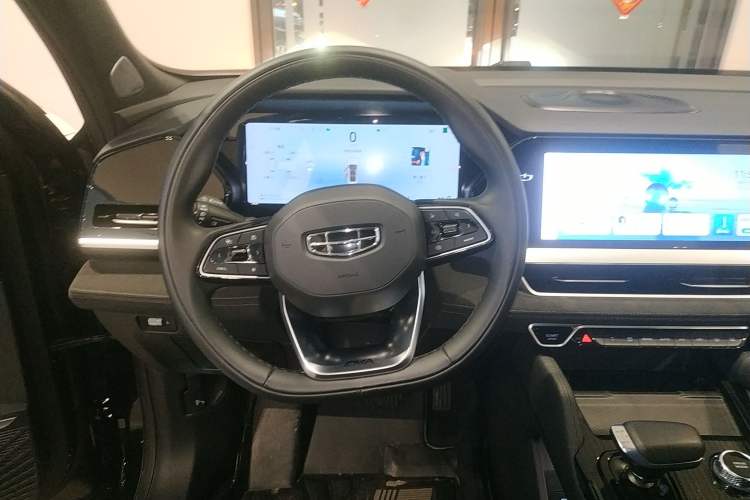 Used Geely Auto Monjaro L 2024 2.0TD High-Power Automatic Two-Wheel Drive Skyline Edition
