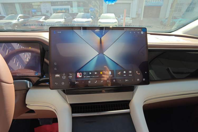 Used BYD Xia 2025 DM-i 1.5T 180km Beyond Edition