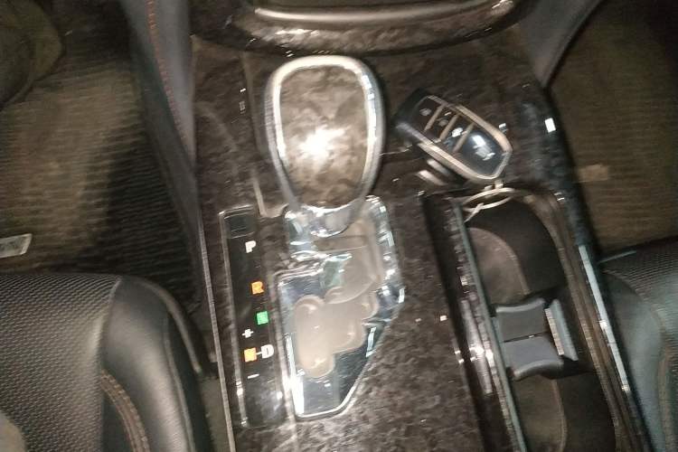 Used Toyota Crown 2018 2.0T Fashion Edition
