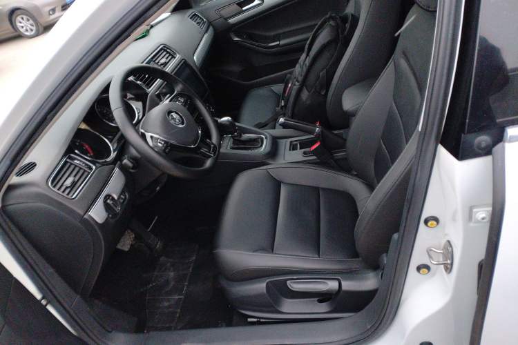 Used Volkswagen Sagitar 2018 1.6L Automatic Comfort Model