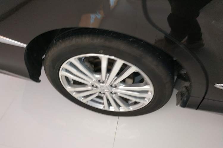 Used Honda Elysion 2016 2.4L Luxury Edition
