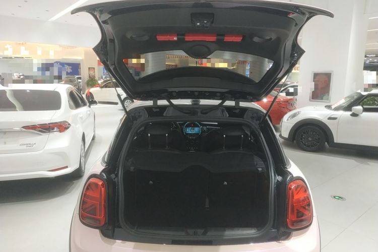 Used MINI MINI 2023 Updated 1.5T COOPER Artist
