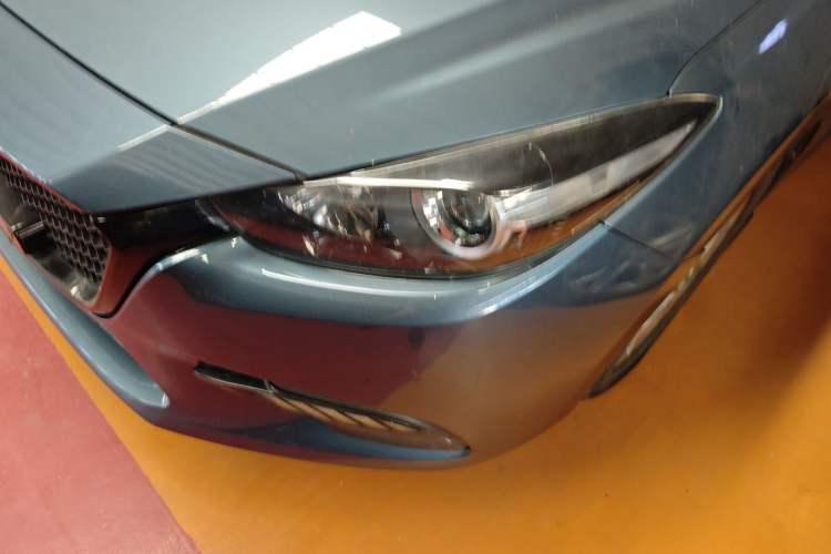 Used Mazda Mazda 3 Axela 2017 Sedan 1.5L Automatic Comfort Model China VI Standard
