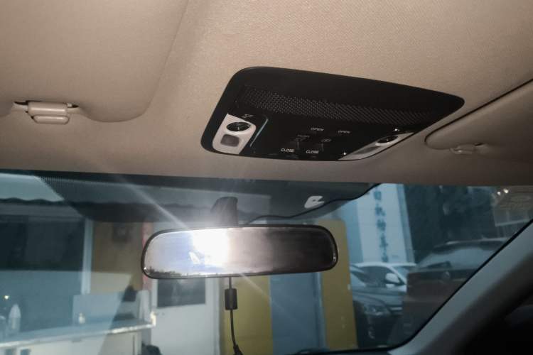 Used Honda Vezel 2017 1.8L CVT Two-Wheel Drive Luxury Model