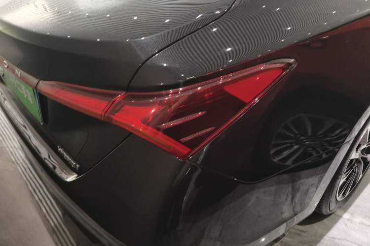 Used Toyota Avalon 2023 Dual-Engine 2.5L Luxury Edition