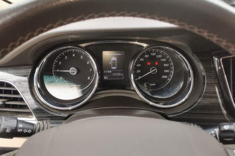 Used Baojun 730 2016 1.5T Manual Luxury Edition 7 Seats
