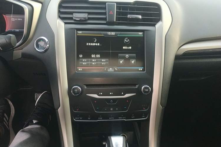 Used Ford Mondeo 2013 2.0L GTDi 200 Luxury Model
