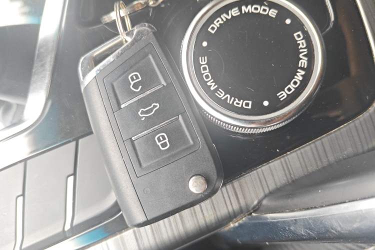 Used Geely Auto Emgrand X7 Sport 2020 1.8TD DCT Smart Connect PRO
