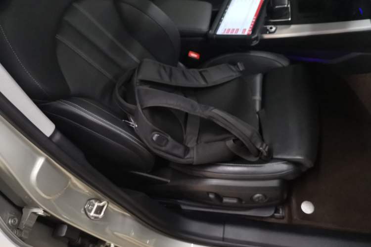 Used Audi A4L 2020 40 TFSI quattro Luxury Dynamic Model
