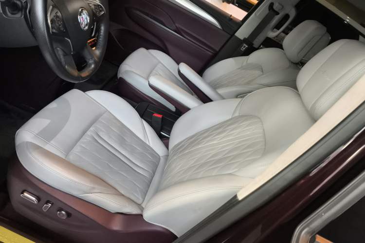 Used Buick GL8 2022 Avenir Aivia Six-Seat Deluxe Edition
