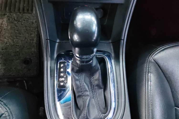 Used Roewe 360 2017 1.5L Automatic Luxury Edition
