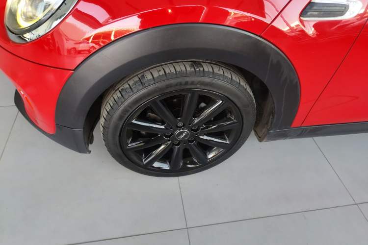 Used  MINI 2019 1.5T COOPER Artist Five-Door Edition
