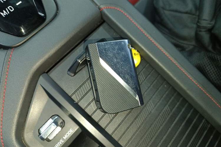 Used Lynk & Co 06 2020 1.5T JinPro model
