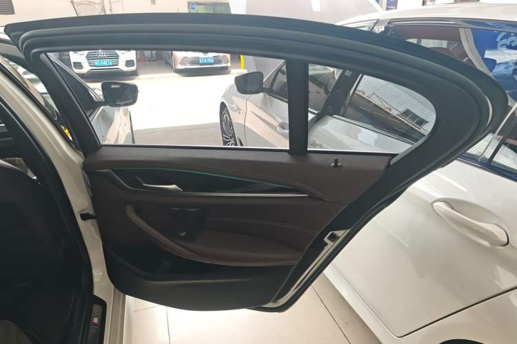 Used BMW 5 Series 2020 525Li M Sport Package
