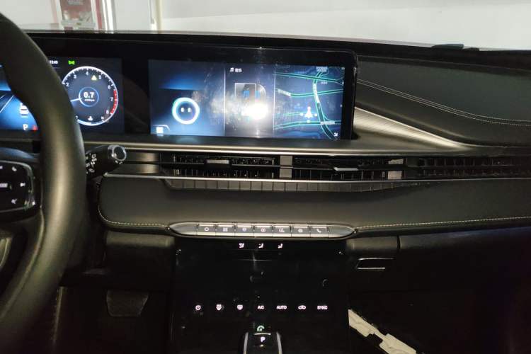 Used Chery Tiggo 8 PLUS 2022 290TGDI DCT Haoting Edition