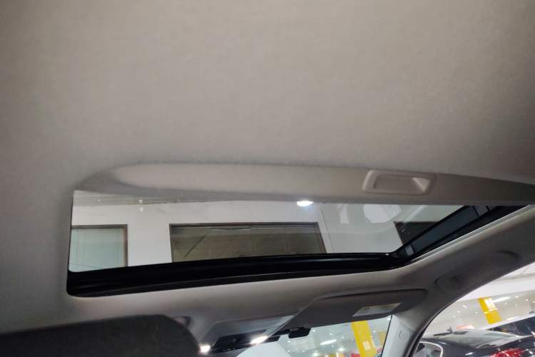 Used Honda Civic 2023 240TURBO CVT Dynamic · Center Stage Special Edition