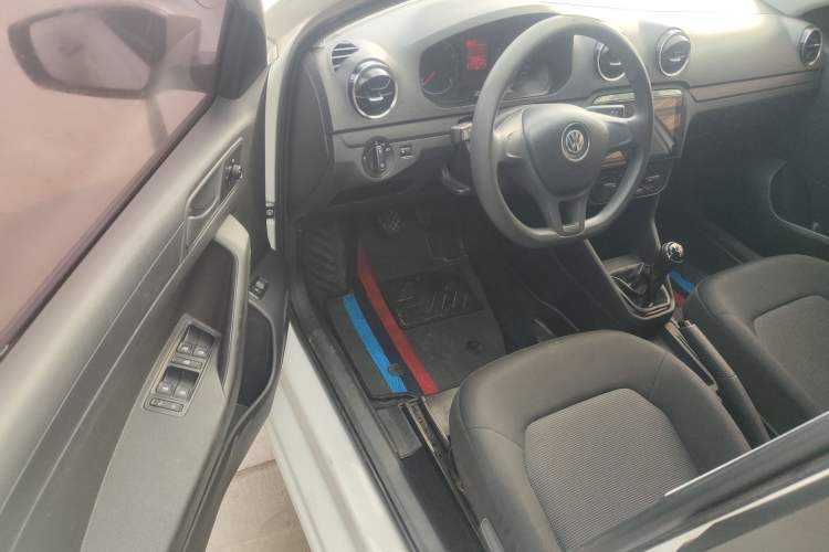 Used Volkswagen Jetta 2017 1.4L Manual Fashion Edition