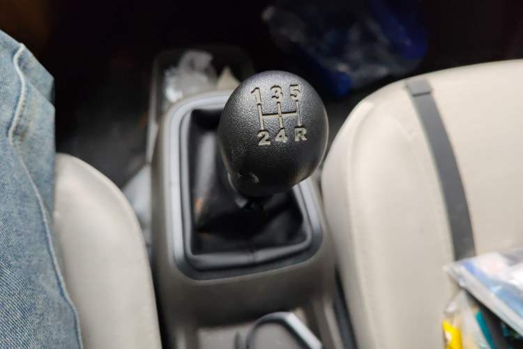 Used Wuling Rongguang S 2023 1.5L Base Version 5/7 Seats
