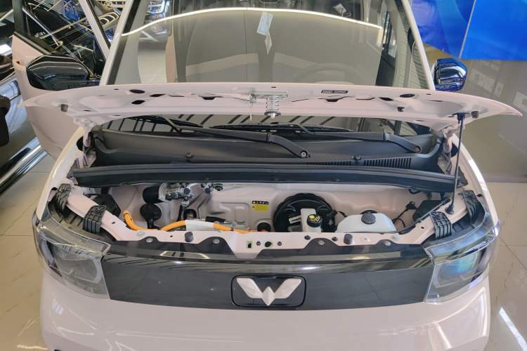 Used Wuling Hongguang MINIEV 2021 Macaron Fashion Model Lithium Iron Phosphate